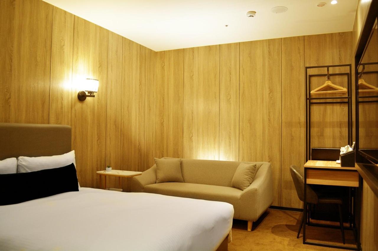 Taipei Heroes Square Hotel Buitenkant foto